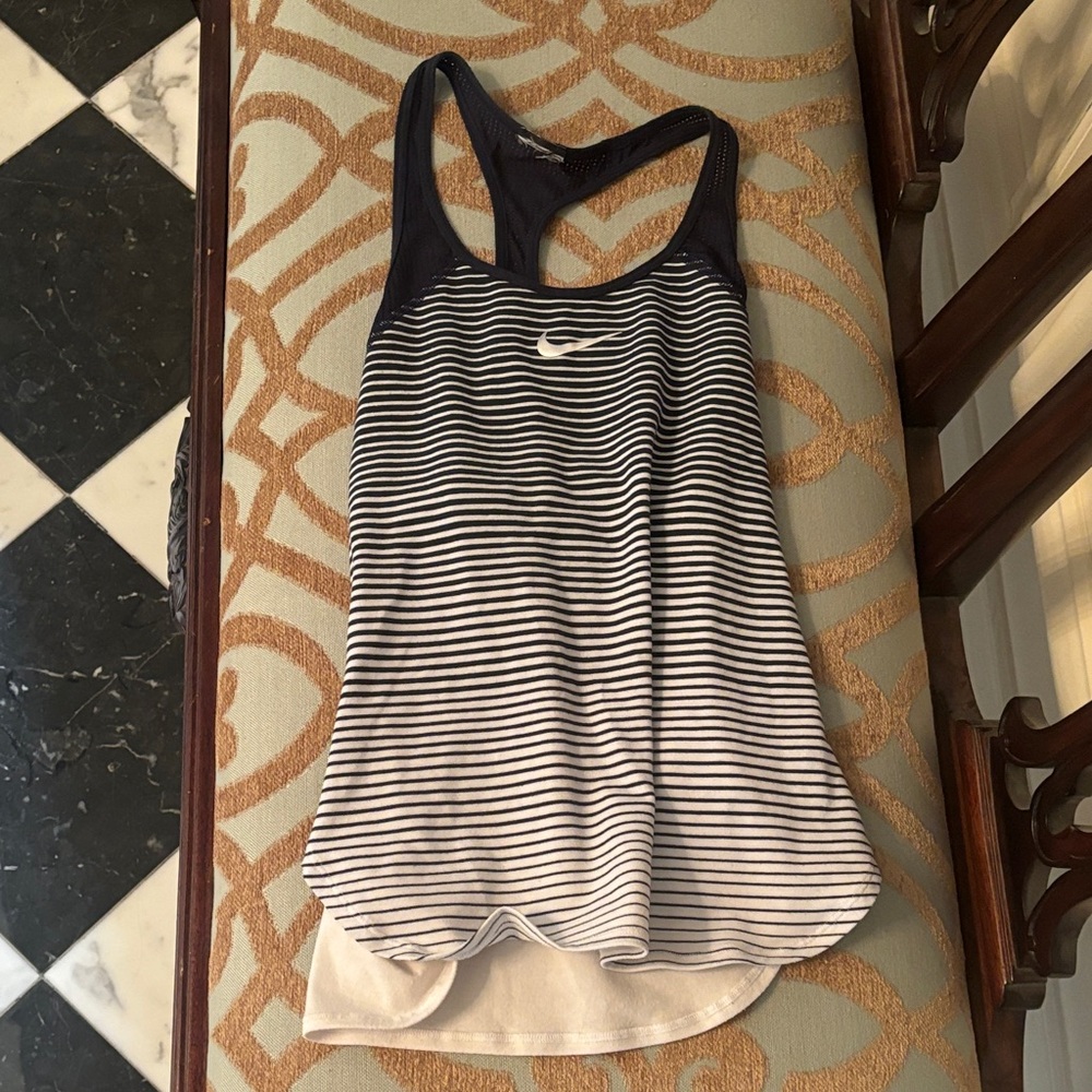 Nike Striped Navy and White Women's Tank Top size small